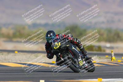 media/Nov-12-2023-SoCal Trackdays (Sun) [[5d1fba4e7d]]/Turn 14 (1035am)/